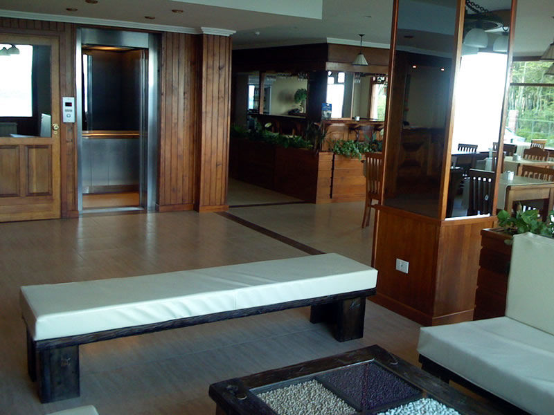 Costa Ushuaia Hotel Exterior photo